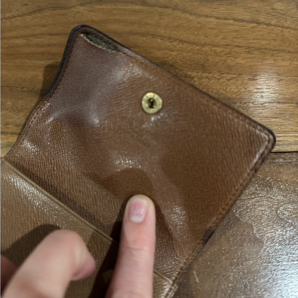 Louis Vuitton Monogram Card Holder - Picture 8 of 11